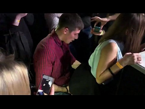 ❤️ Sesso reale in un nightclub russo. Ragazza russa di 18 anni nell'ano e nella vagina scopata in un nightclub ❌ Pornoal it.pornsexer.ru ❤️
