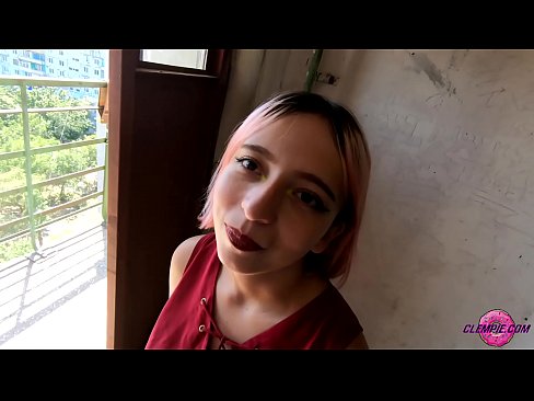 ❤️ Studentessa sensuale succhia uno sconosciuto nell'Outback - Sborra sulla sua faccia ❌ Pornoal it.pornsexer.ru ❤️